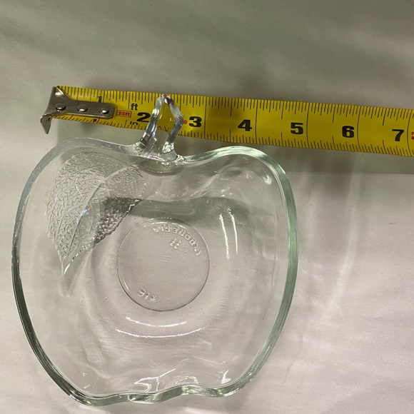 Art Glass Apple Bowl KIG Textured Leaf Dessert Trinket Dish Indonesia Vntg - Picture 5 of 6